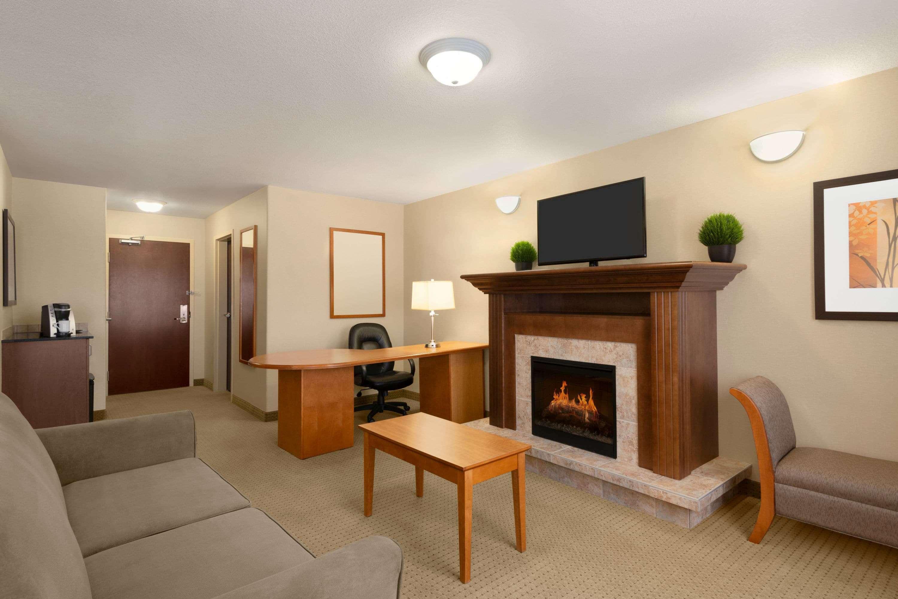 Ramada By Wyndham Drayton Valley Kültér fotó