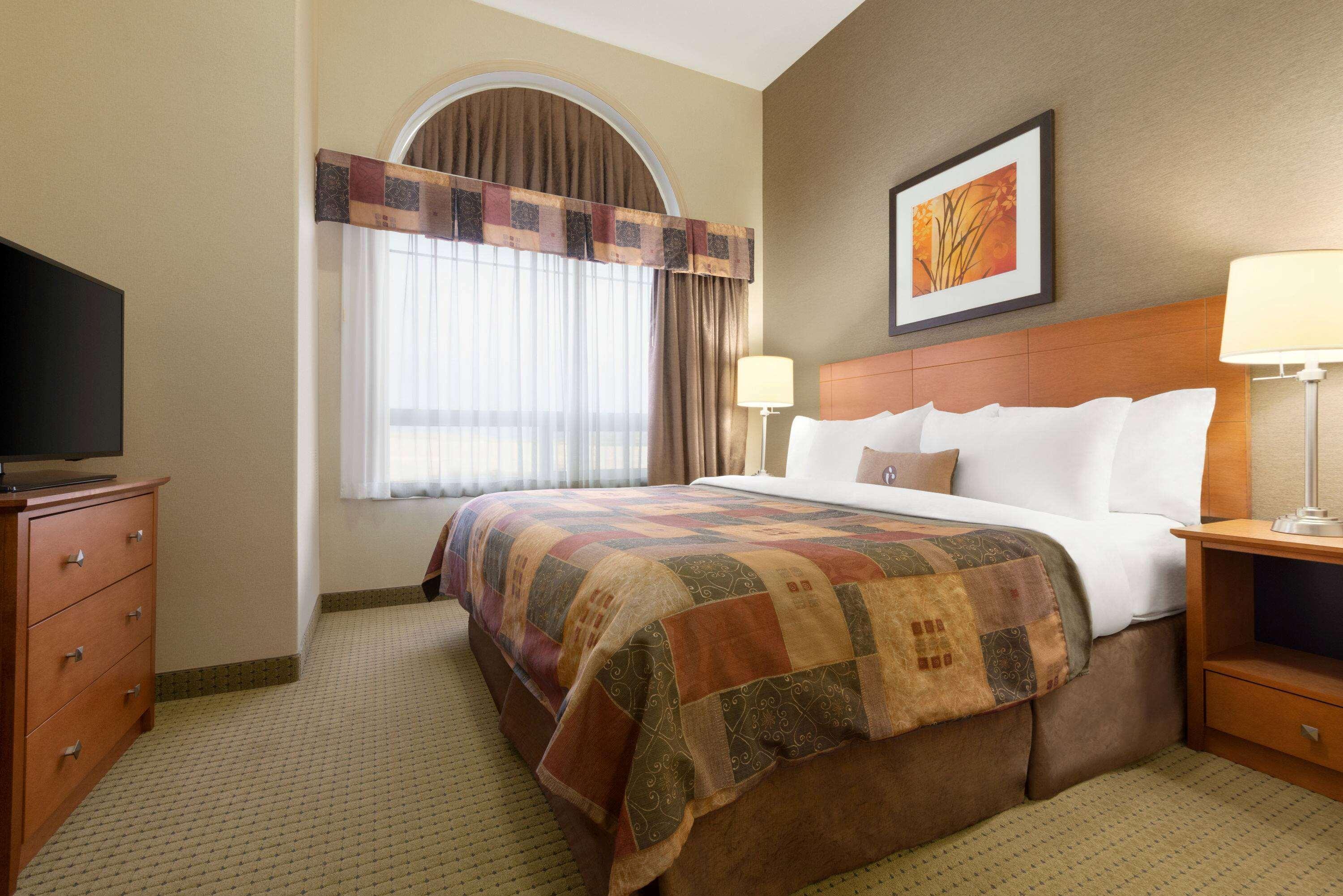 Ramada By Wyndham Drayton Valley Kültér fotó